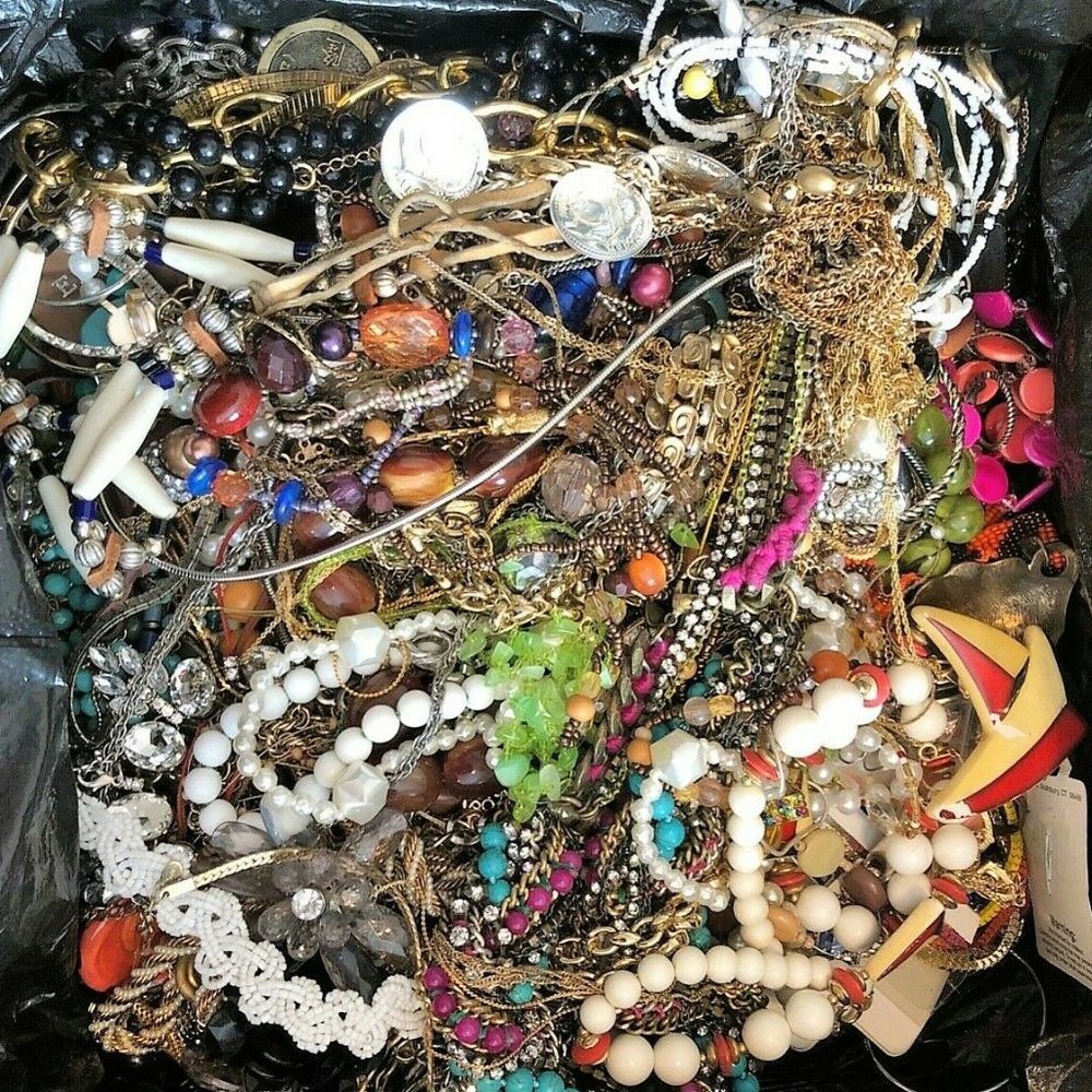 💎ESTATE VINTAGE TO NOW COSTUME JEWELRY LOT 💎